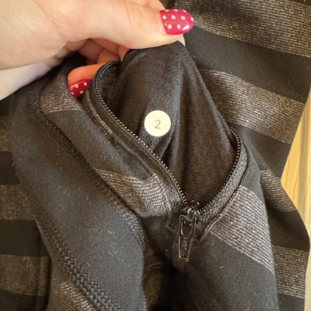 Lululemon Define Jacket - Picture 3 of 3